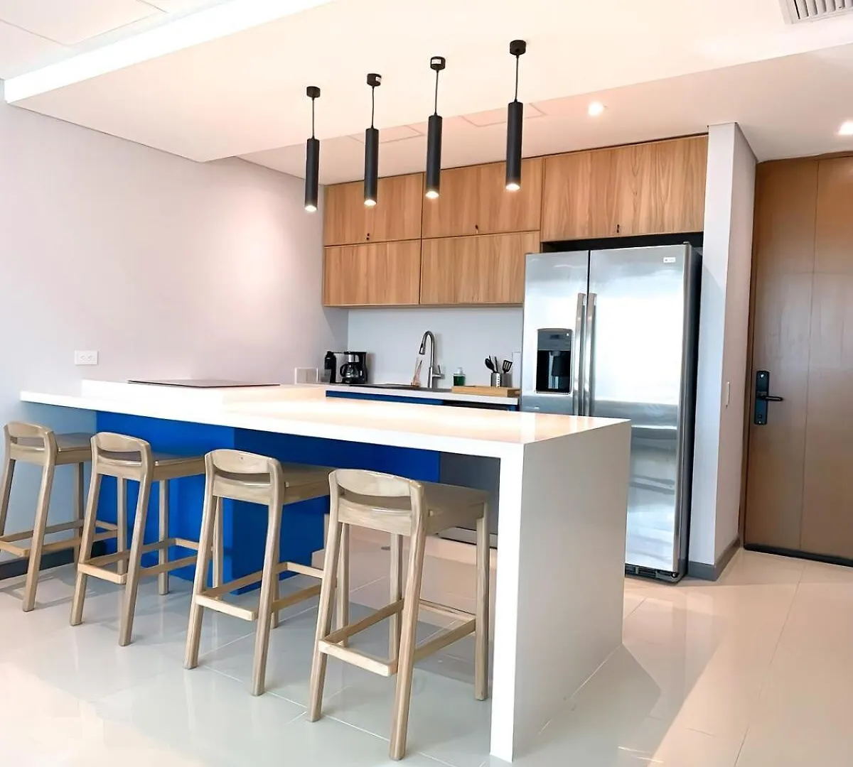 Blue Garden Urban Skyline Suite Barranquilla